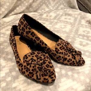 Leopard print flats